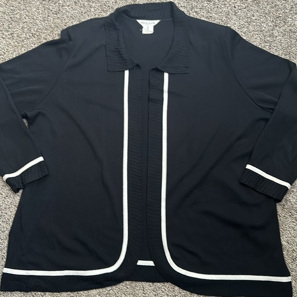 Misook 2 piece set sweater cardigan and sleeveless top size 3x black and… - Picture 10 of 10